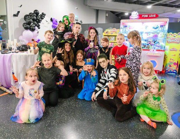 Ragana ciemojas Adventicā – Halloween ballīte visai ģimenei!